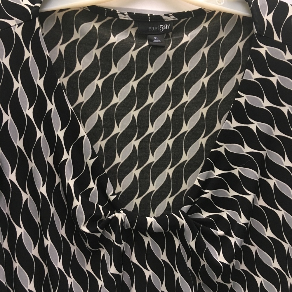 East 5th Top size XL
